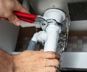 About Emergency plumbing pros Henrietta, MO